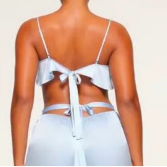 SKIMS Bridal Silk Cropped Top Glacier Blue Tie Back L Excellent - Picture 6 of 9